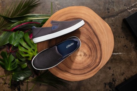 OluKai Lae'ahi Shoes - Men's 4