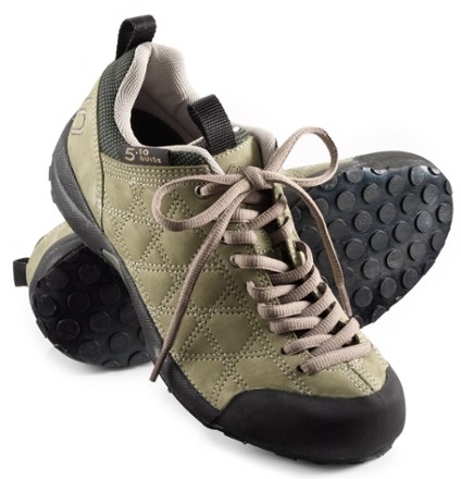 five ten hiking footwear