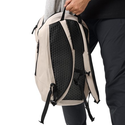 Arc'teryx Granville Zip 16 Pack 8