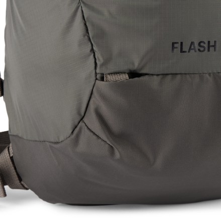 REI Co-op Flash 18 Pack Trekking pole attachments