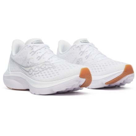 Saucony Kinvara 16 Road-Running Shoes - Women's 2