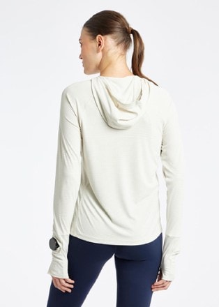 Oiselle Flyout Chill Hoodie - Women's 1