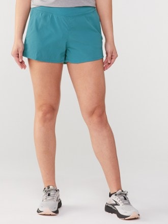 Mountain Hardwear Dynama Pull-On Shorts - Women's 1