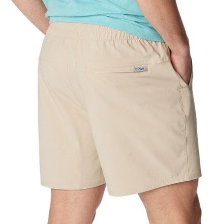 Columbia PFG Terminal Roamer Stretch Shorts - Men's 4