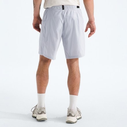 The North Face Class V Pathfinder Belted 9" Shorts - Men's 2