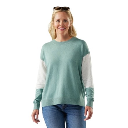 On Body Image of color Arctic Green