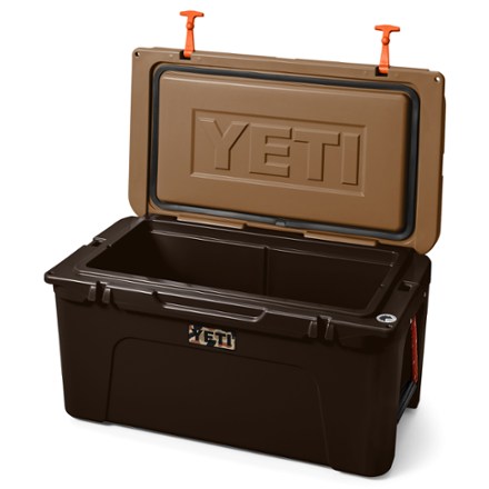 YETI Tundra 65 Cooler 2