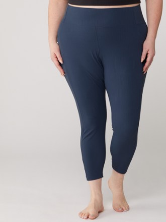 GEPUR 34120 Damen Leggings in Leder-Optik in modischem Design mit Rei