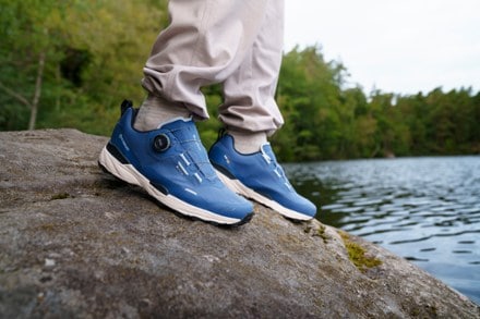 Location Image of color Navy