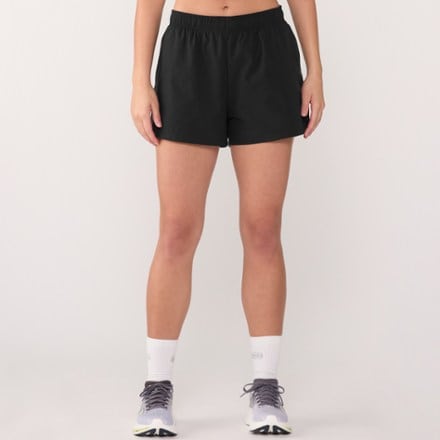 Model info: Height: 5' 9" | Inseam: 30" | Wearing size: M