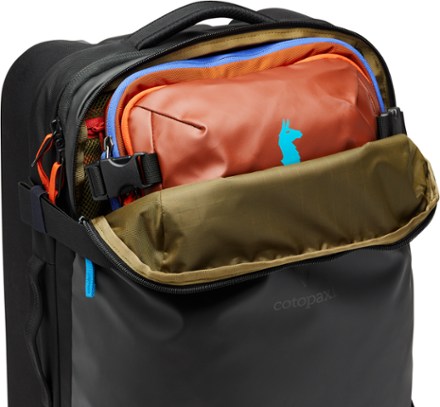 Cotopaxi Allpa 38 L Roller Bag 4