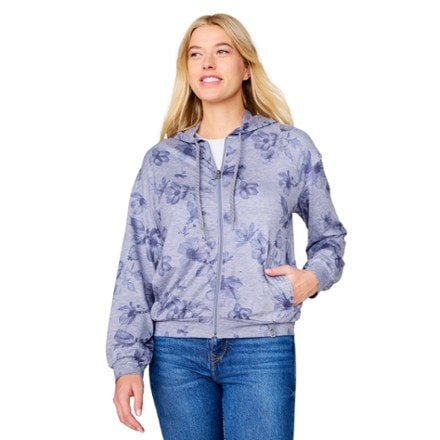 On Body Image of color Medium Grey Bloom