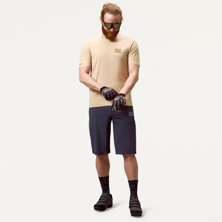 Endura Alltrack Ride Cycling Tech T-Shirt - Men's 8