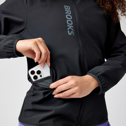 Brooks Canopy Jacket - Women's 6