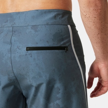 Helly Hansen HP Curve 7" Board Shorts - Men's 5