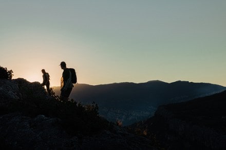 Location Image of color Dark Loden/Lichen