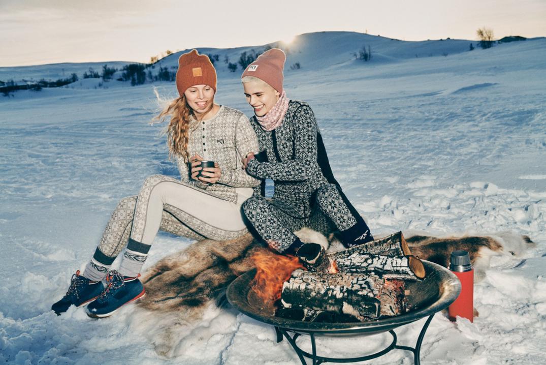 Location Image for Rose Half-Zip Base Layer Top - Women's