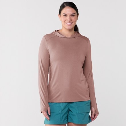 Model info: Height: 5'10" | Chest: 34 C | Waist: 29" | Wearing size: M