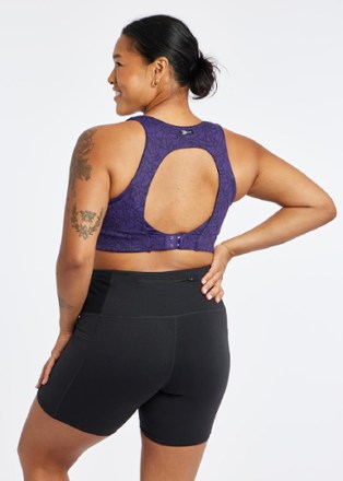 Oiselle Squared Up Bra 3