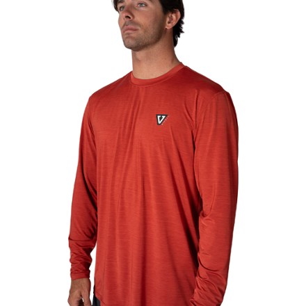 VISSLA Twisted Long-Sleeve Rashguard - Men's 1