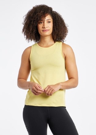 Oiselle Flyout Trail Tank Top - Women's 3