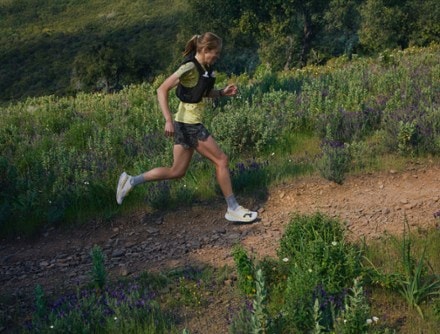 On Ultra Hydration Vest Pro 10