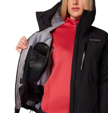 Columbia Platinum Peak II 3L Shell Jacket - Women's 8