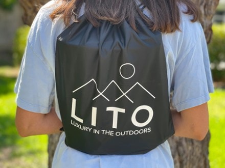 LITO: Luxury in the Outdoors Outdoor Tablecloth 4
