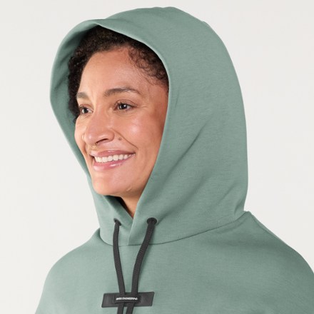 On Focus Tech Hoodie - Women's 4