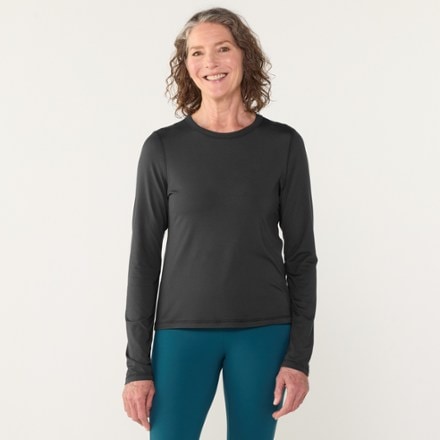 Vuori Long-Sleeve Lux Crew T-Shirt - Women's 1