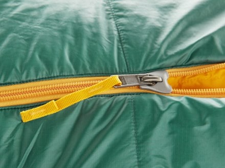 REI Co-op Zephyr 25 Sleeping Bag Zipper detail