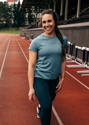 Oiselle Flyout Shirt - Women's 5