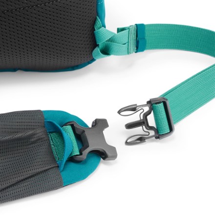 REI Co-op Trailmade Hydration Sling 9