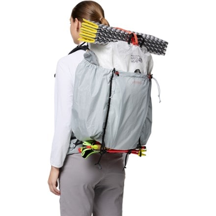 Mountain Hardwear Alakazam 60 Pack 6