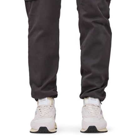 DUER Live Free Relaxed Adventure Pants - Men's 10