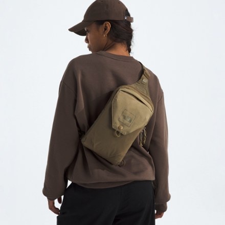 The North Face Glen Canyon Sling Bag 4