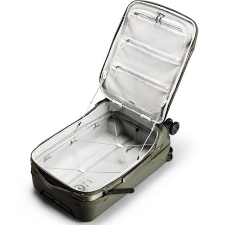 Peak Design Roller Pro Carry-On Wheeled Luggage 5