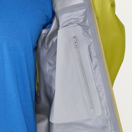 Arc'teryx Beta SL Jacket - Men's 6
