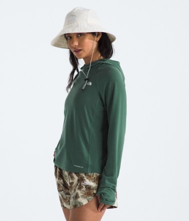 The North Face Adventure Sun Hoodie - Women's 4