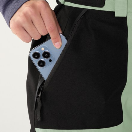 The North Face GTX Hex Snow Pants - Women's 5