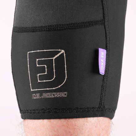 G-Form Emil Johansson RideWire MTB Knee Guards 1