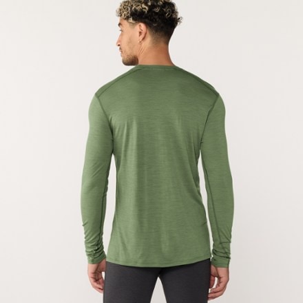 Smartwool Classic All-Season Merino Long-Sleeve Base Layer Top - Men's 2