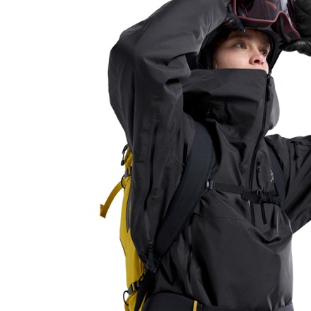 Arc'teryx Sentinel Insulated Anorak - Women's 8