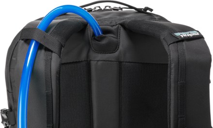 Patagonia Refugio 26L Pack Hydration port & tube routing