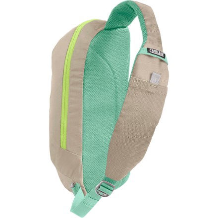 CamelBak Arete Sling 8 1