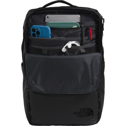 The North Face Base Camp Voyager Daypack 3