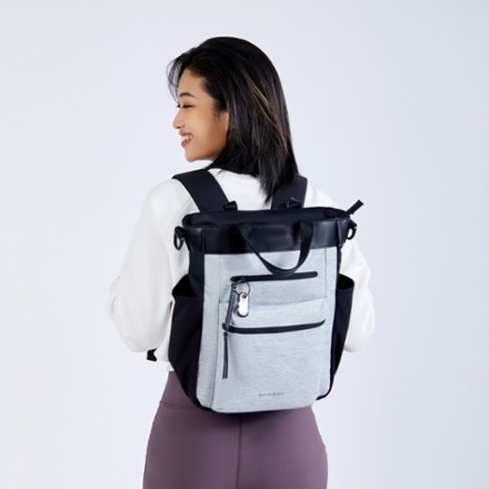 Sherpani hotsell backpack rei