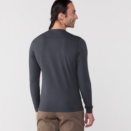 Arc'teryx Rho LT Crew Neck Base Layer Top - Men's 2