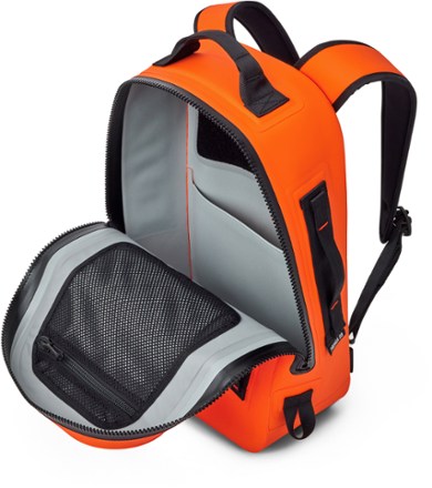 YETI Panga Pack 28 4