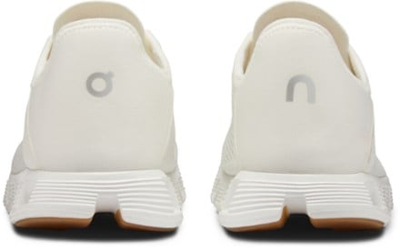 On Cloud 5 Coast Shoes - Women's 3